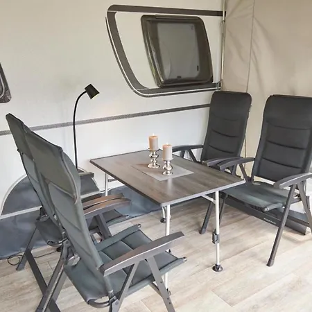 Parque de Campismo Luxuswohnwagen Wels Am Kransburger 354a *