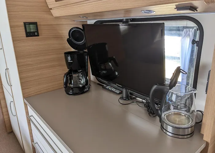 Kamp alanı Luxuswohnwagen Wels Am Kransburger 354a